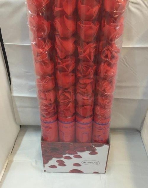 Хлопушка "Красные" безопасная 60см с лепестками роз